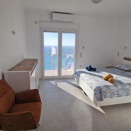 Bubbles Kathisma View Lefkada Áyios Nikítas